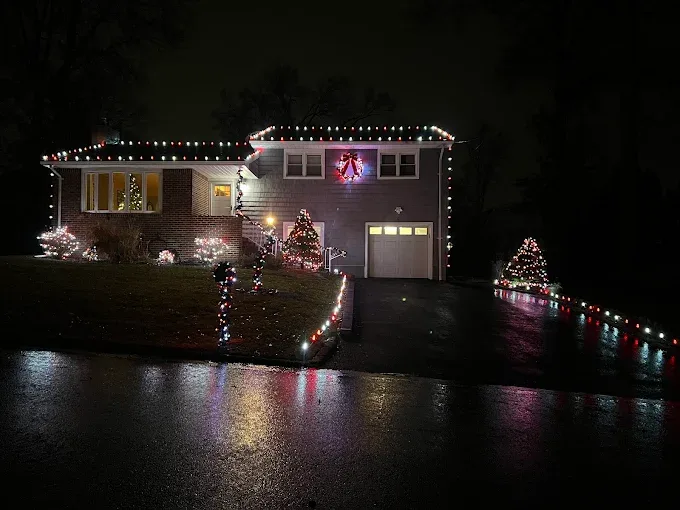 Residential Christmas Lighting in Bergen County, NJ