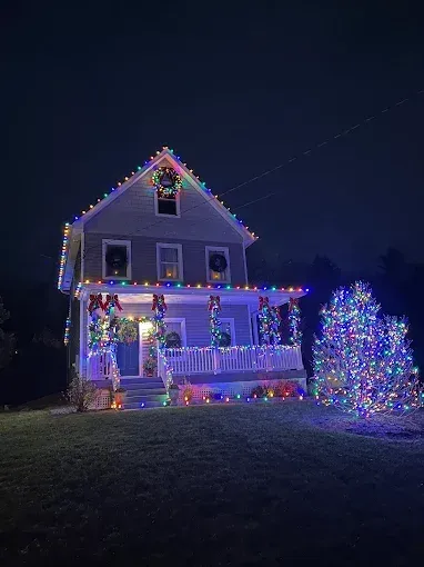 Full property Christmas display
