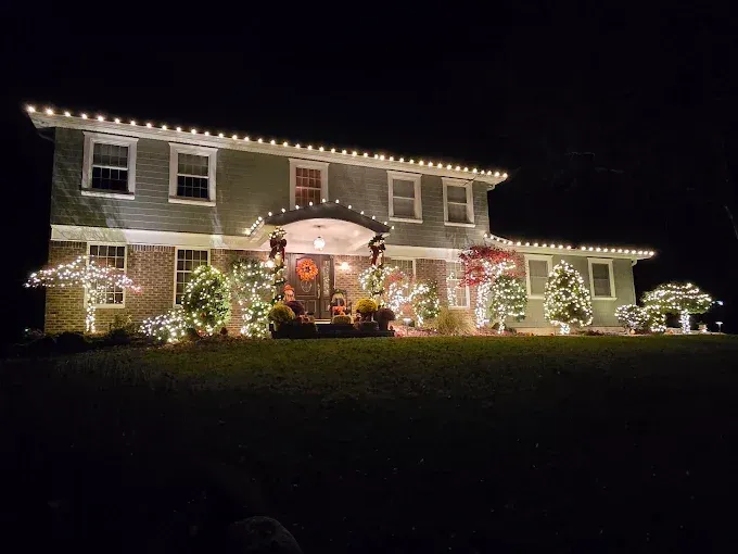 Christmas lighting installed by JVS Christmas Lighting